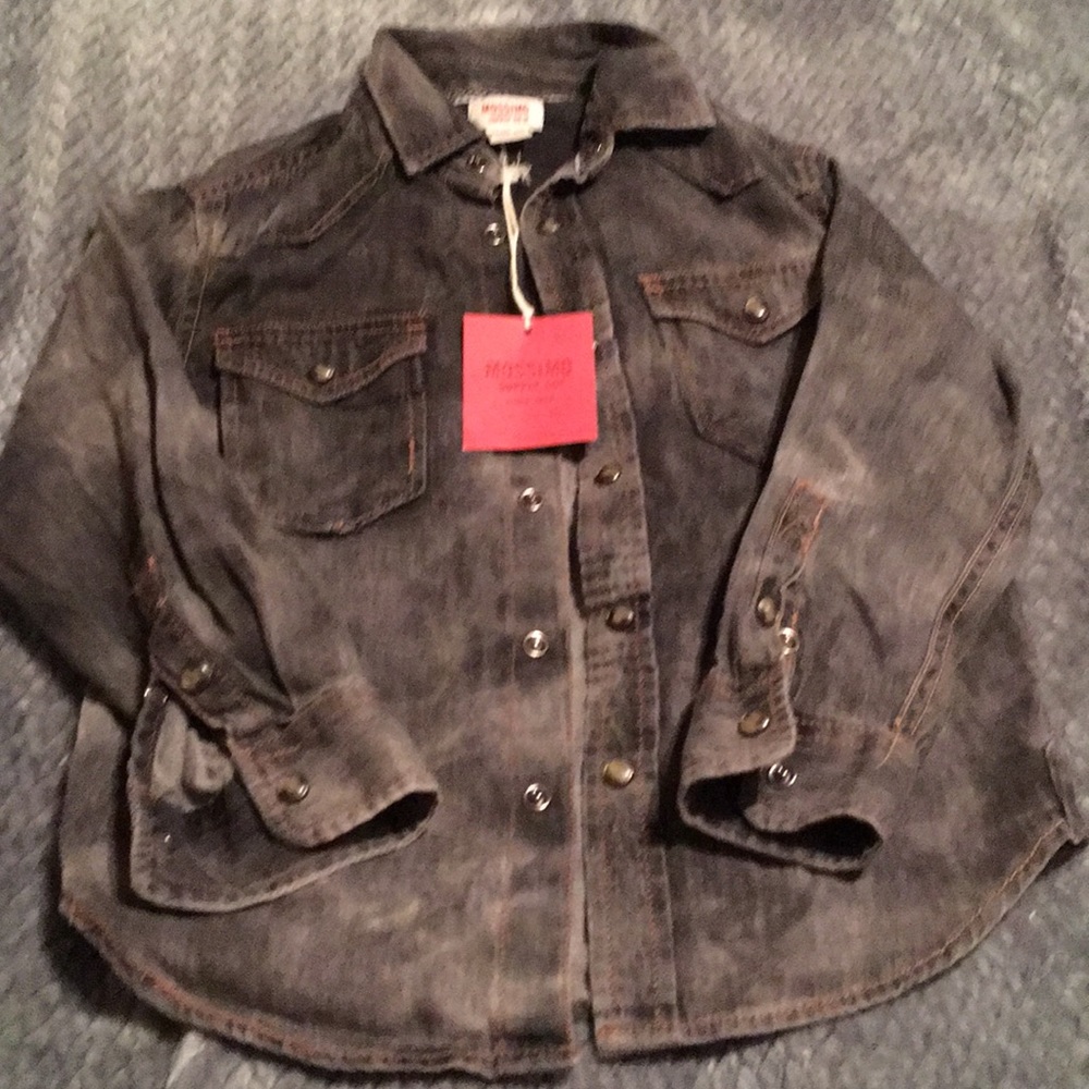 Boys shirt new.